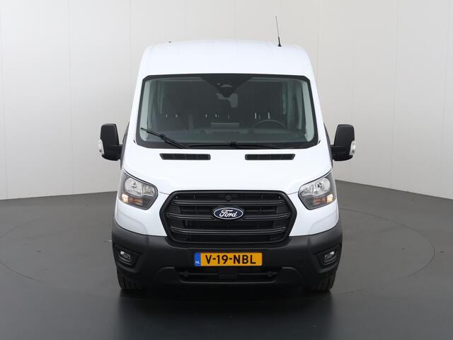 Ford TRANSIT 350 | 2.0 TDCI | L3 H2 | TREND | DUBBEL CABINE | 6-ZITS | CAMERA | VOORRUITVERWARMING | TREKHAAK 2500 KG AHW | AIRCO | CARPLAY ANDROID AUTO | CRUISE CONTROL | LAADRUIMTE PAKKET