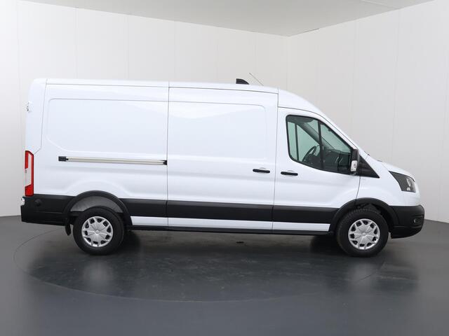 Ford TRANSIT 350 | 2.0 TDCI | L3 H2 | Trend | TREKHAAK 2500 KG AHW | CLIMATE CONTROL | NAVIGATIE | PARKEERSENSOREN V+A | CRUISE CONTROL | BIJRIJDERSBANK | LAADRUIMTE PAKKET | APPLE CARPLAY / ANDROID AUTO | STOEVERWARMING