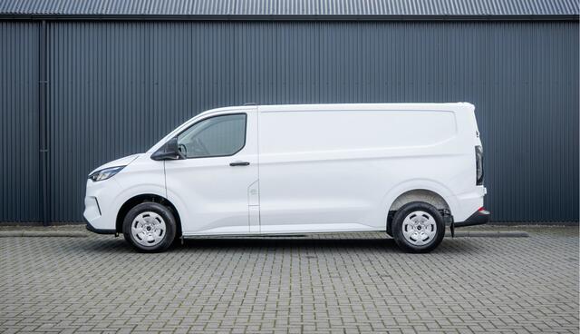 Ford TRANSIT 2.0 TDCI L2H1 | 130PK | CarPlay | Navi | Camera | LED | Cruise | Airco | 3-Zits