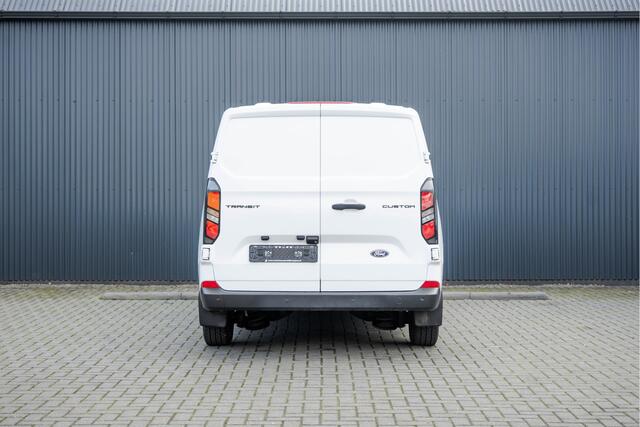 Ford TRANSIT 2.0 TDCI L2H1 | 130PK | CarPlay | Navi | Camera | LED | Cruise | Airco | 3-Zits