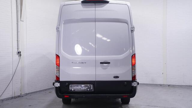 Ford TRANSIT 2.0 TDCI 130 pk L4H3 Navi, Camera 270 Graden Deuren, Laadruimte Pakket, Cruise Control, PDC V+A, 3-Zits
