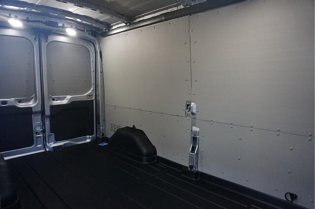 Ford TRANSIT 350L 130PK L3H2 BPM VRIJ!! Sync4 Navi, 360 Camera, LM Velg, Trekhaak!! NR. A102