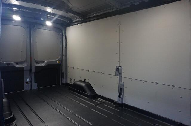 Ford TRANSIT 350L L3H2 Trend AUT-10 RWD 165PK BPM VRIJ 3.5T Trekhaak, Navi, Adap. Cruise, 360° Cam!! NR. A273