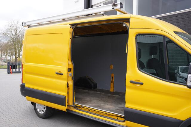 Ford TRANSIT 2.0 TDCI L3H2 EURO 6 - Airco - Cruise - Trekhaak - ¤ 15.900,- Excl.