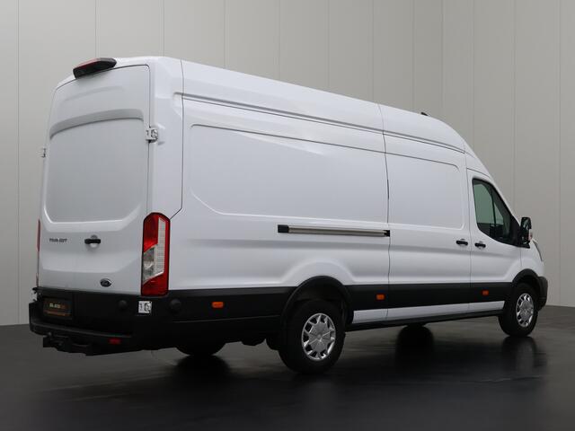Ford TRANSIT 130PK L4H3 Jumbo | Camera | Trekhaak | 3-Zits | Airco | Cruise | Betimmering