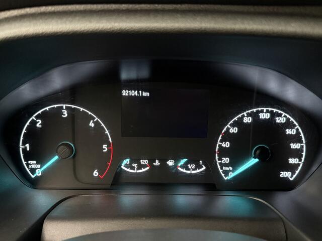 Ford TRANSIT 130PK L4H3 Jumbo | Camera | Trekhaak | 3-Zits | Airco | Cruise | Betimmering