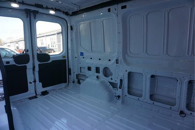 Ford TRANSIT 330M 105PK Trend L2H2 BPM VRIJ!! Airco, Cruise, Camera!! NR. J340*