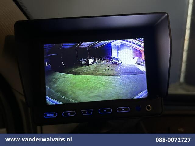 Ford TRANSIT 2.0 TDCI 130pk Bakwagen Laadklep Euro6 Airco | Camera | Cruisecontrol | Verwarmde voorruit Bijrijdersbank