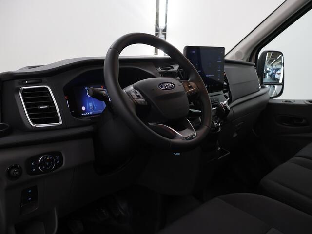 Ford TRANSIT 350 | 2.0 TDCI | L3 H2 | DUBBEL CABINE | TREND | TREKHAAK 2800 KG AHW | CLIMATE CONTROL | PARKEERSENSOREN V+A | CRUISE CONTROL | BIJRIJDERSBANK | LAADRUIMTE PAKKET | APPLE CARPLAY / ANDROID AUTO | STOEVERWARMING | CAMERA
