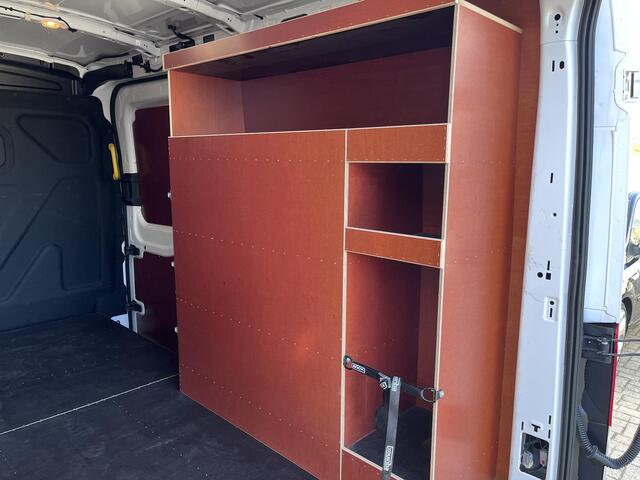 Ford TRANSIT 310 2.0 TDCI L2H2 Trend 130pk | 12 inch SYNC 4 | Trekhaak | Volledig ingericht | Imperiaal | Draadloos Apple Carplay/Android auto | Achteruitrijcamera incl. Downlighter | Digitale Cockpit |