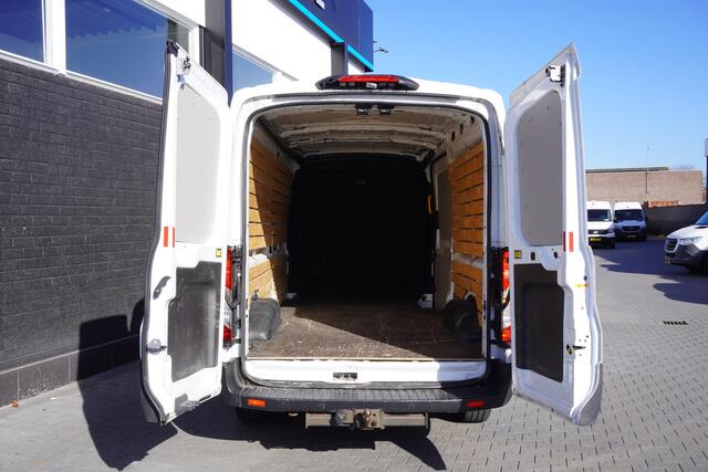 Ford TRANSIT 2.0 TDCI 130PK L3H2 EURO 6 - Airco - Cruise - PDC - ¤ 13.499,- Excl.