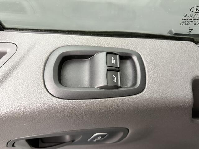 Ford TRANSIT 2.0TDCi 130PK L3H2 | Model 2025 | Fabrieksgarantie | Multimedia groot | Camera | Airco | Cruise | 3-Zits