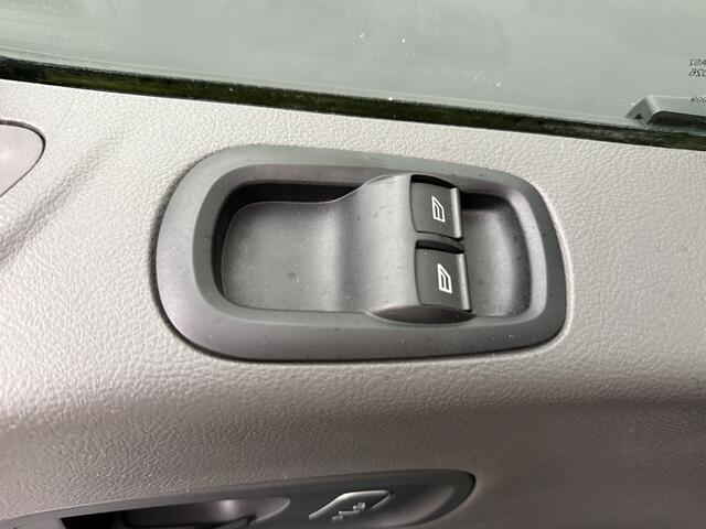 Ford TRANSIT 2.0TDCI 130PK Bakwagen+Laadklep | Airco | Cruise | 1160Kg Laadvermogen