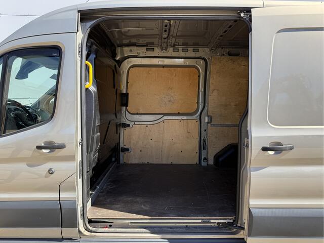 Ford TRANSIT 130pk 2.0 TDCI L2H2 Automaat Cruise control Achteruitrijcamera Parkeersensoren Elektrisch verstelbare stoelen