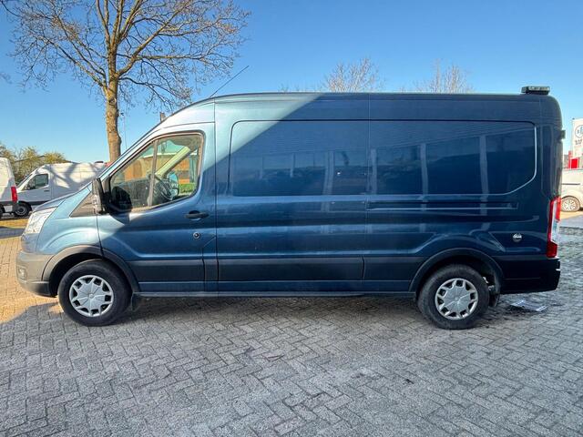 Ford TRANSIT 330 2.0 TDCI L3H2 Trend | 3 Zitplaatsen | Trekhaak | Parkeer Camera | LET OP MOTOR STUK