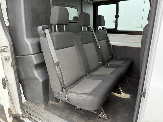 Ford TRANSIT DC 2.0 TDCI L3H2 130PK 6- persoons Dubbele cabine L3H2 Trekhaak Parkeersensoren voor