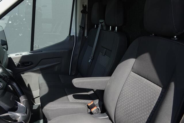 Ford TRANSIT L3H2 2.0Tdci 185Pk Aut. | Limited | 350 | Raptor Grille | Achteruitrijcamera | Trekhaak | 3.500Kg Trekgewicht | Opstaptrede | 16''
