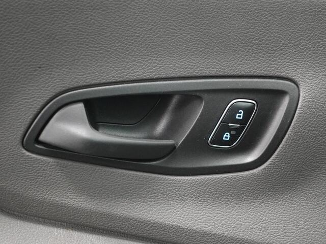 Ford TRANSIT 310 2.0 TDCI L2H2 Trend Automaat Navigatie Airco Bluetooth Camera Cruise Control