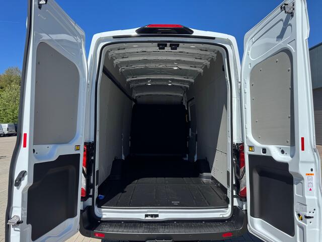 Ford TRANSIT 350 2.0 TDCI L4H3 Trend RWD 130pk - Navi - PDC - Stoelverwarming - Elektr. bestuurdersstoel - Rijklaar