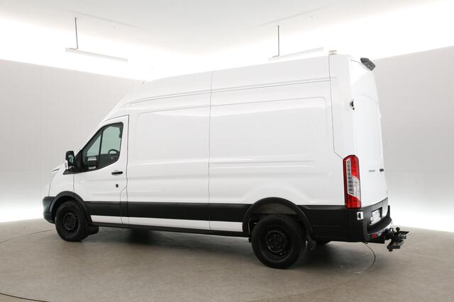 Ford TRANSIT 2.0 TDCI 170PK L2H2 | 2800kg Trekgew. | Traanplaat | Trekhaak | Airco | Camera | Cruise | Carplay | Parkeersens.