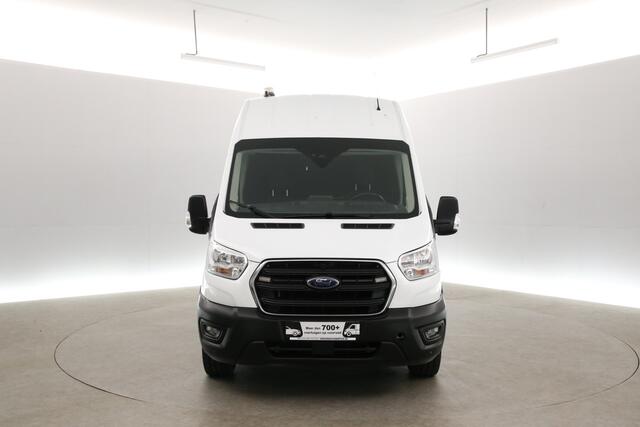Ford TRANSIT 2.0 TDCI 170PK L2H2 | 2800kg Trekgew. | Traanplaat | Trekhaak | Airco | Camera | Cruise | Carplay | Parkeersens.