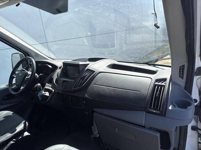 Ford TRANSIT 2.0 TDCI 130PK L2H2 Airco Cruise Control Parkeersensoren Stoelverwarming Zwaailampen Kastwand Inbouw