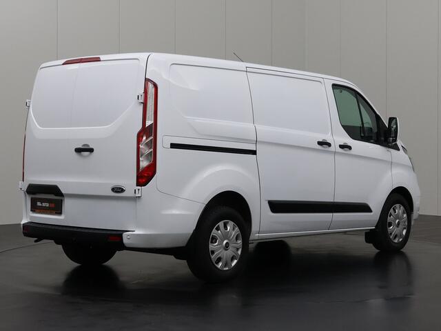 Ford TRANSIT 2.0TDCi 130PK Automaat | Achterdeuren | Multimedia | 3-Zits | Airco | Cruise | Betimmering