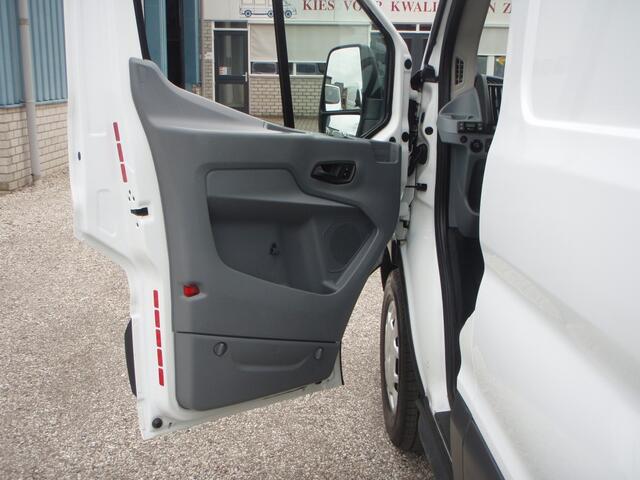 Ford TRANSIT 350 L2H2 zeer nette Trend 75780 km bj 2019