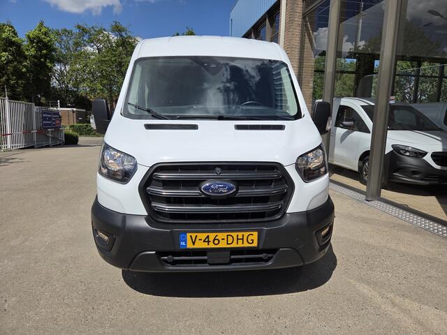Ford TRANSIT 2.0 TDCI L2H2 Trend Airco Cruisecontrol Trekhaak Parkeersensors Sidebar's Verwarmde voorruit