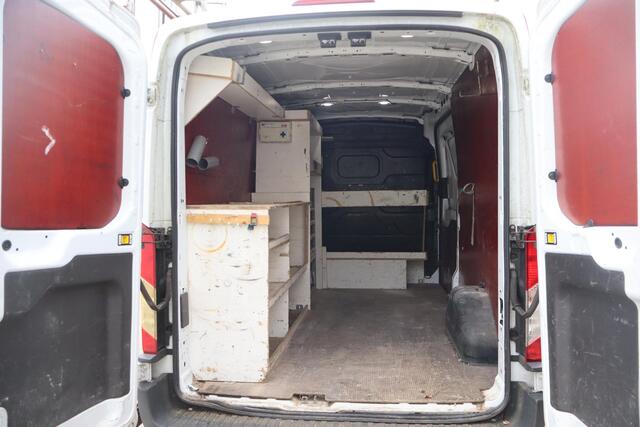 Ford TRANSIT 350 2.0 TDCI L3H2 Trend | Glaswagen | Navigatie | Pdc voor en achter