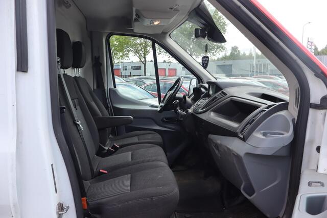 Ford TRANSIT 350 2.0 TDCI L3H2 Trend | Glaswagen | Navigatie | Pdc voor en achter