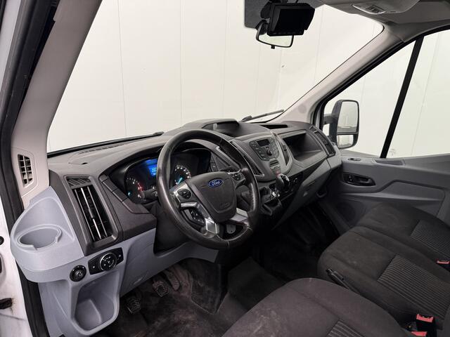 Ford TRANSIT 2.0TDCI Trend Bakwagen + laadklep | Airco | Cruise | 3-Zits