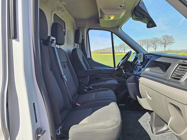 Ford TRANSIT 350 2.0 TDCI L3H3 Trend RWD L3H2 Camera Euro6 Airco Sidebars Trekhaak Camera 130Pk!