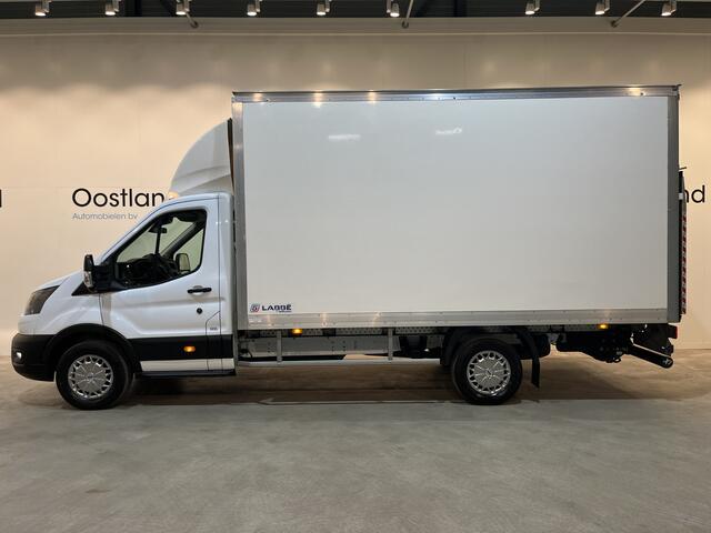 Ford TRANSIT 2.0 TDCI L4 Trend 130 PK RWD Bakwagen / Sorensen Laadklep / Meubelbak / Euro 6 / Airco / Cruise Control / 3-Zits / 54.00 KM !!