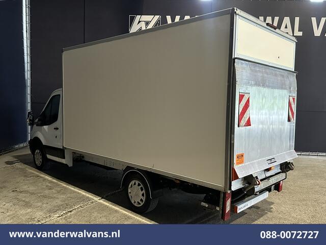 Ford TRANSIT 2.0 TDCI 130pk Bakwagen Laadklep Euro6 Airco | Cruisecontrol | Verwarmde voorruit Bijrijdersbank