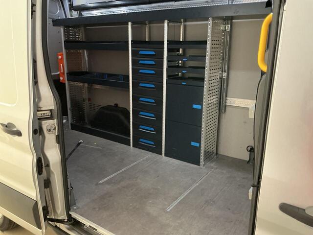 Ford TRANSIT 350 2.0 TDCI L3H3 Limited 126.500 KM | Volledig ingerichte Laadruimte | Trekhaak | Full Options | BPM VRIJ! | ideaal voor Camper Ombouw! WORDT VERWACHT!