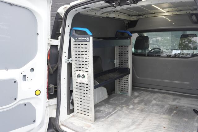 Ford TRANSIT CONNECT 1.5 EcoBlue EURO 6 - Airco - Navi - PDC - ¤ 10.900,- Excl.