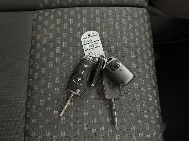 Ford TRANSIT CONNECT 1.5 EcoBlue Lang | Dakdragers | 3-Persoons | Airco | Cruise