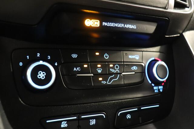 Ford TRANSIT CONNECT 1.0 Ecoboost benzine EURO 6 - Airco - Navi- Camera - ¤12.499,- Excl. staat in poetsrij daarna foto's