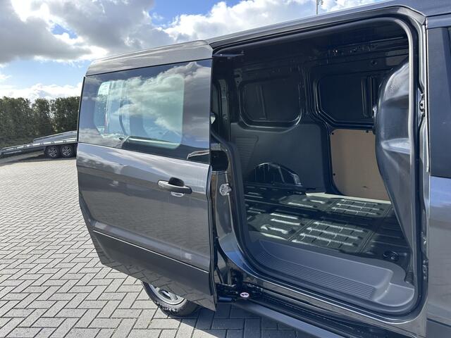 Ford TRANSIT CONNECT 1.5 EcoBlue 100 PK / L2H1 / UNIEK !! 5.324 KM !! / 3 ZITS / CAMERA / AIRCO / NAVI / STOELVERWARMING