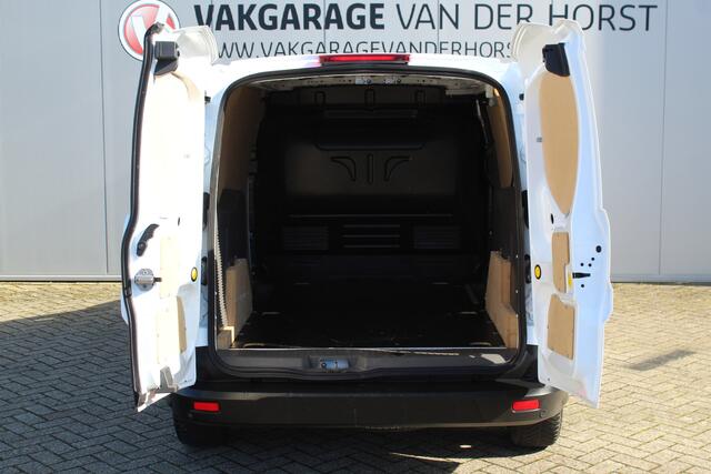 Ford TRANSIT CONNECT 1.0-100pk Ecoboost Lengte 2 Trend. Dames, heren ondernemers èn particulieren LET OP, UNIEK: 100pk benzine uitv. ! Airco, beklede laadruimte, schuifdeur re., spiegels verwarmb., telefoonvoorb., pdc achter, 4x all season banden etc.