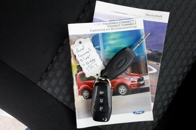 Ford TRANSIT CONNECT 1.5 EcoBlue 100pk Automaat L2 Trend ACC/Camera/3Pers./2x Schuifdeur 01-2024