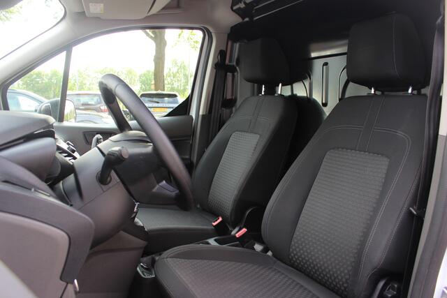 Ford TRANSIT CONNECT 1.5 EcoBlue L2 Trend HP 100pk / Trekhaak / Camera / CarPlay / 17'' / Stuur+Stoelverwarming / Inbouw / Zijschuifdeur rechts / Cruise Control