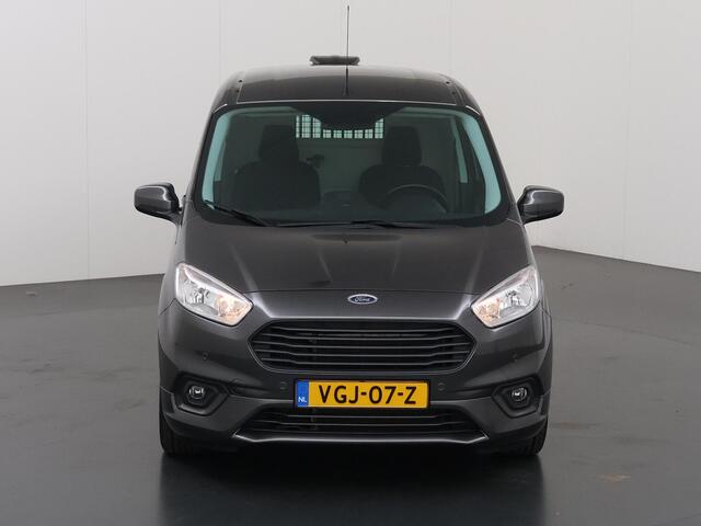 Ford TRANSIT COURIER 1.0 | Limited | EcoBoost | S&S | Navigatie | Parkeercamera | LM Velgen | Sidebars | Stoelverwarming | BENZINE | Climate Control