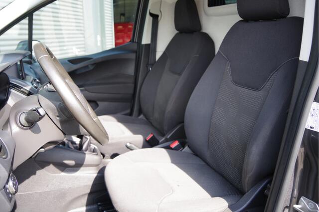 Ford TRANSIT COURIER 1.5 TDCI Trend TREKHAAK, CRUISE, AIRCO, NAVI, NL AUTO, NAP