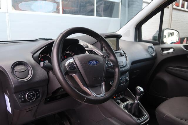Ford TRANSIT COURIER 1.0 Limited EcoBoost S&S CAMERA/ NAVI/ CRUISE/ CLIMA/ TREKHAAK