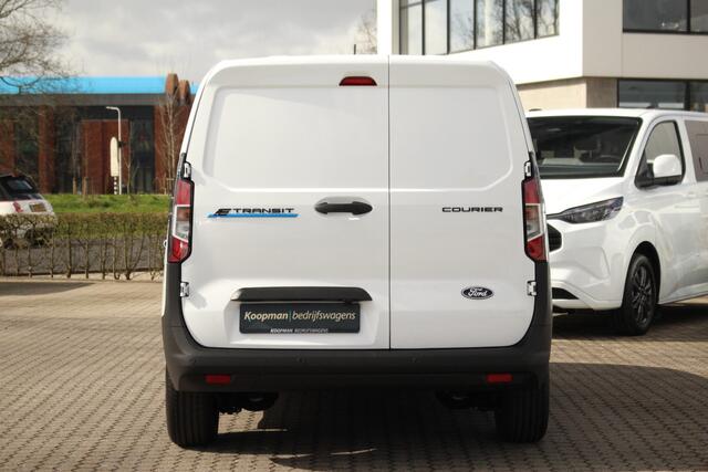 Ford TRANSIT COURIER E-Transit Trend | 44kWh | 100kW/136pk | Winterpack | Camera | Cruise | Sync 4 13" | Carplay/Android | Lease 466,- p/m