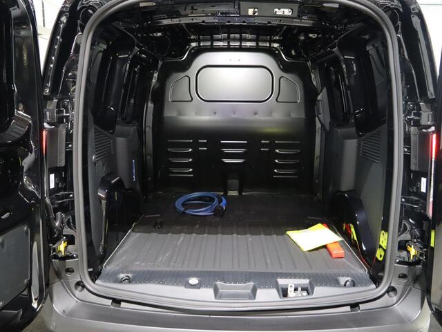 Ford TRANSIT COURIER E-Transit Limited 44 kWh 17'' LICHTMETALEN VELGEN, WINTERPACK, CLIMATE CONTROL, ACHTERUITRIJ CAMERA + PARKEERSENSOREN VOOR, DRIVER ASSISTANCE PACK INCL. NAVIGATIE, 16'' RESERVEWIEL, LED LAADRUIMTEVERLICHTING , LAADVLOERBESCHERMING, RUBBER , TREKHAAK