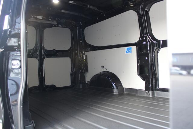 Ford TRANSIT CUSTOM 320 2.0 TDCI L2H1 Limited 150pk - 2x Schuifdeur - Adaptive Cruise - Verwarmd stuur - Blind spot - Navigatie - Camera - Draadloos laden - Rijklaar