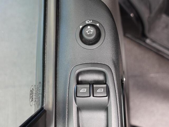 Ford TRANSIT CUSTOM 300 2.0 TDCI L2H1 Limited Automaat Dubbele Cabine Airco 2x Schuifdeur Trekhaak Navi Parkeersensoren